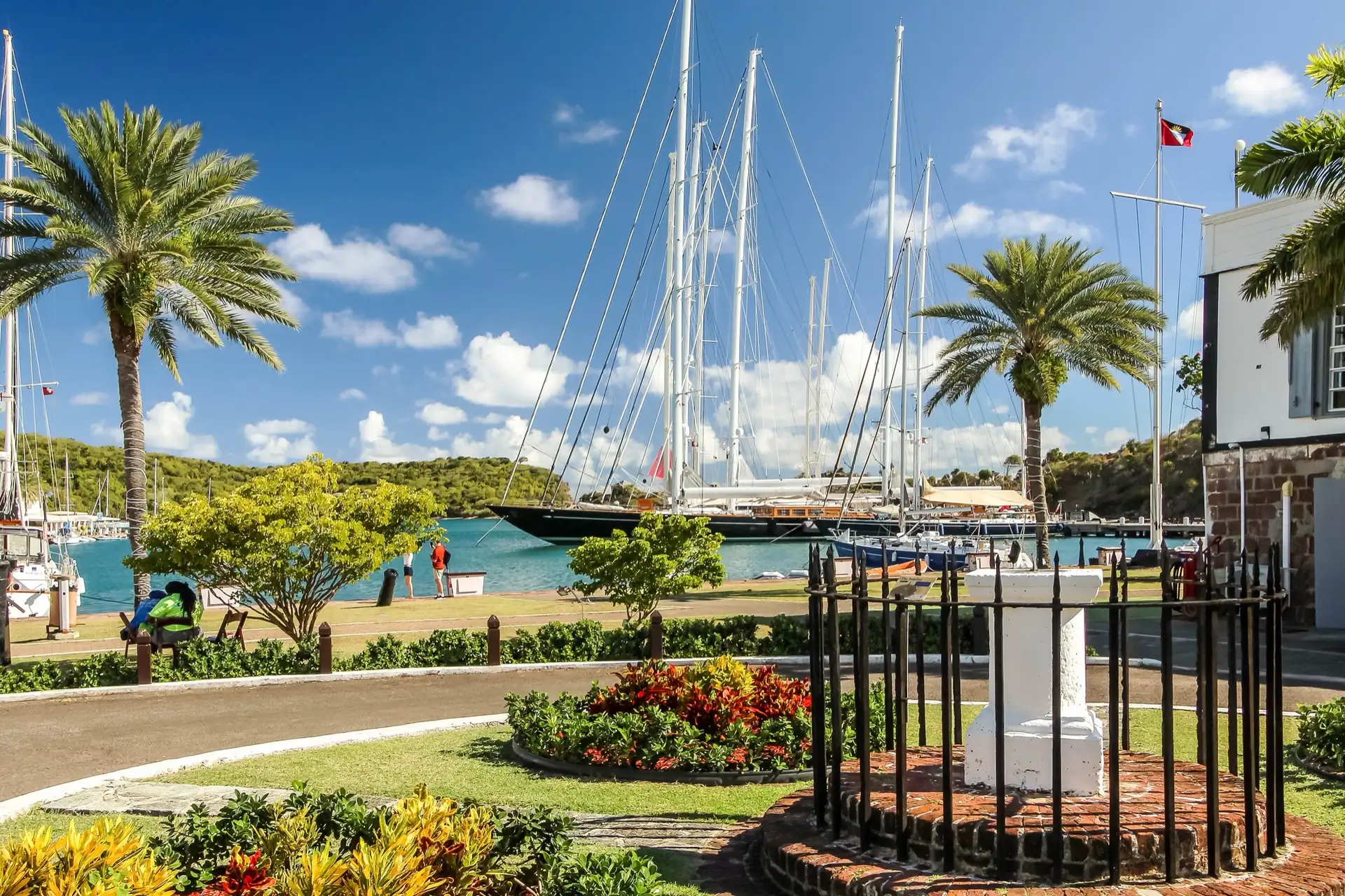 Antigua: en:Nelson's Dockyard