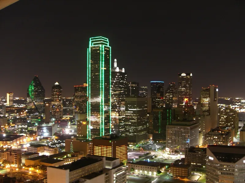 Dallas bei Nacht, fotografiert aus dem "Ball"