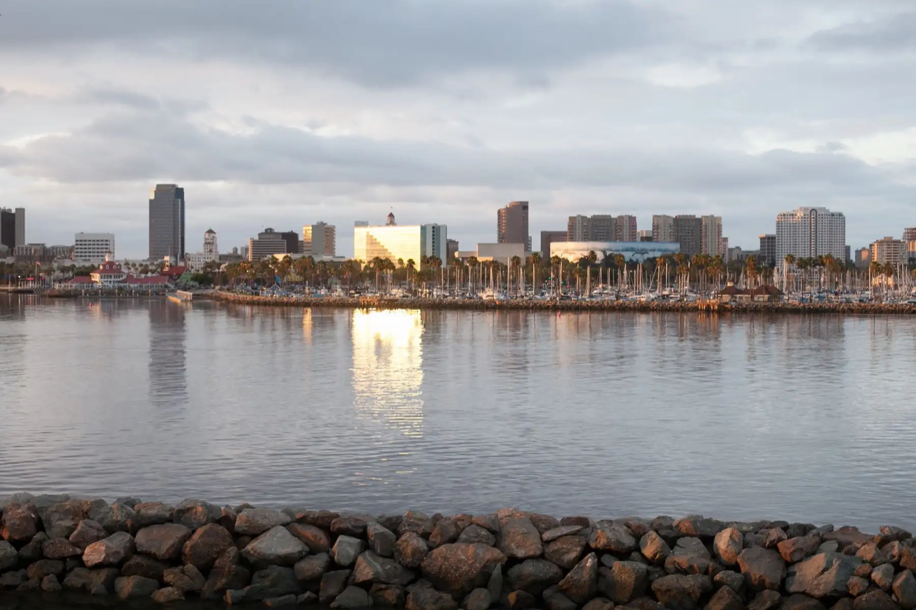 Long-Beach-skyline-at-dusk