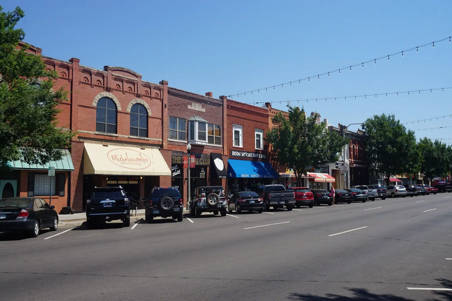 East Main Street in Norman, Oklahoma (United States).
