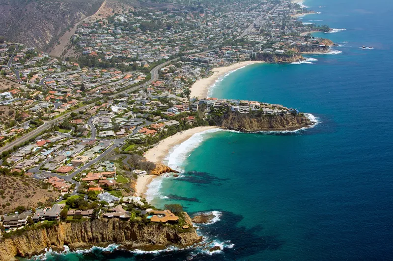 North Laguna Aerial photo by D Ramey Logan alt