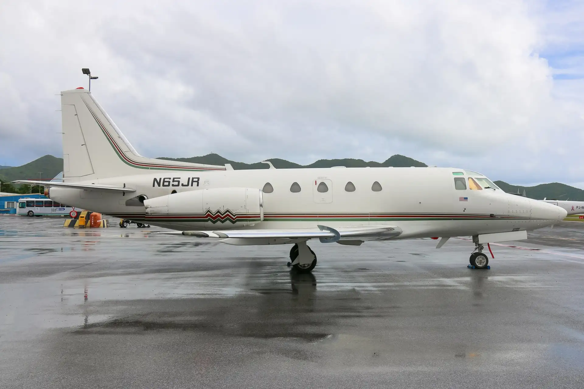 Sabreliner 65