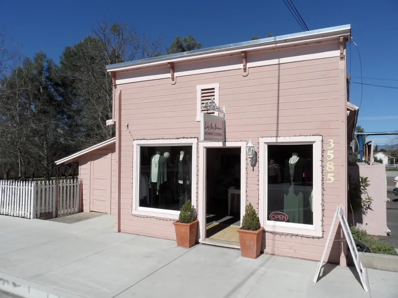 shop in Santa Ynez