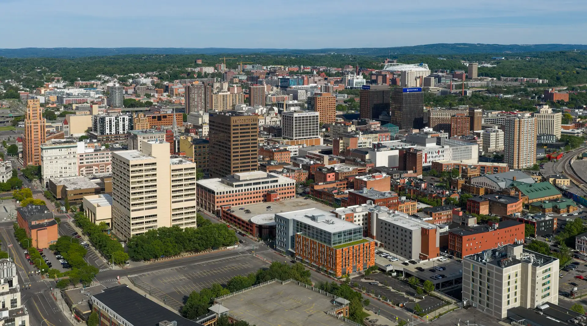 Skyline of downtown Syracuse, New York. With a metro-population of 662,057, it's the 5th-most populated city in New York state.